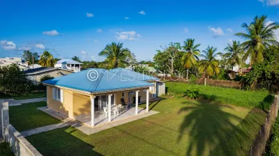 Perrin Évasion à la Campagne 1CH à 9 Min de l'aéroport de la Guadeloupe Hotels in Anse-Bertrand