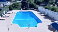 Seabreeze Motel - Beach