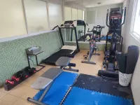 Lombardo Suites - ที่มีที่จอดรถ
