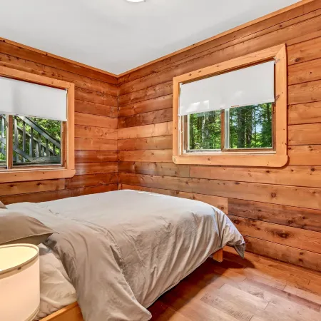 Mersey River Chalets a Nature Retreat