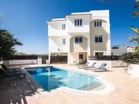 Apt. Faye, Beautiful 2Bdr Pernera Apartment