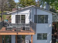 High Point Guesthouse - Next to Seattle Chinese Garden Hotels near Delridge