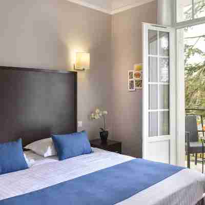 Logis Hôtel Le Parc Rooms
