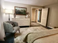 NEW! Peaceful Retreat at Nary Hill