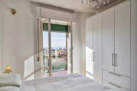 Homey Seaview Apartment by Wonderful Italy