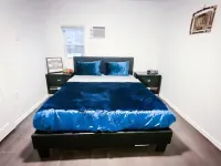 1 Bed 1 Bath Craven Cottage at Hillside with Wifi, AC & 4K Smart TV Hotels near UBH