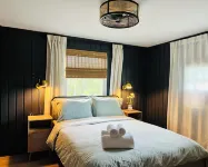 Cozy Family Friendly Cottage: GameRoom, Fire Pits & Mtn Views, Mins 2 Ski Resort