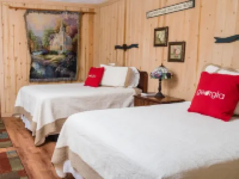 Mountain Aire Cottages, Inn, & Glamping Hotels in Rabun County