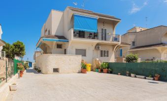 Apulia Blue Apartements & B&B