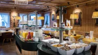 Hotel Goldener Adler - im Sommer Silvretta Card Premium Inkludiert