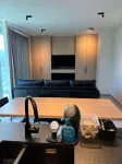 Huswell - Beachfront apartment with sea view