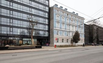 Designer Parkside Apartments