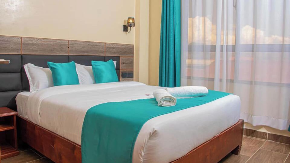 Grand Skyline Hotel