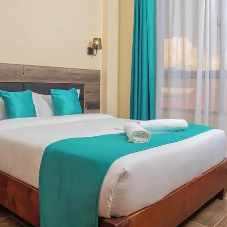 Grand Skyline Hotel