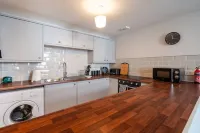 2 Bed Flat - Town Centre