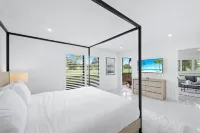 Brand New 2024 Home on PGA National Golf Course by Guaranteed Rental®