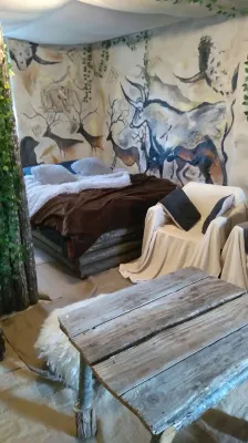 Cottage with jacuzzi year-round and swimming pool in summer located 12 KM from Sarlat