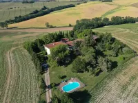 Parc Avec Piscine - 7 Chambres - Maison 15 Personnes sur Coteaux du Lauragais - Hôtels à : Cintegabelle
