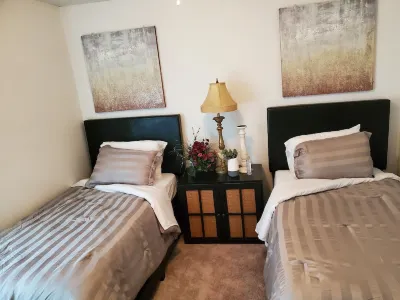 Southern charm vacation rental Hotels in Midtown Savannah