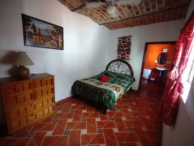 Casita colorida in Ajijic Centro