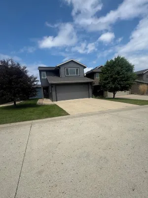 Family Friendly Poolside Retreat