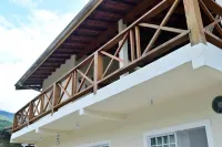 Suite in a quiet neighborhood with an excellent location. Hotel in zona Ilhabela