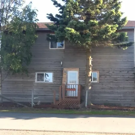 Old Town Kenai Bluff House, Breathtaking Views