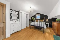 Silverdale Cottage Lake District/LancashireTwo double, one twin