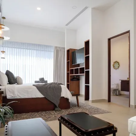 Spacious 7 Bedroom Luxury Villa Steps From The Beach, South Jaco!