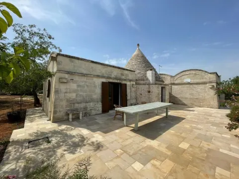 Villa NAUSICAA in Ostuni with trulli and swimming pool 5' from the sea in Itria Valley