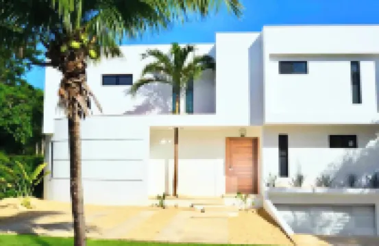 Villa Pearl private pool 5 min walk to the beach 8 min walk to 5th Avenue