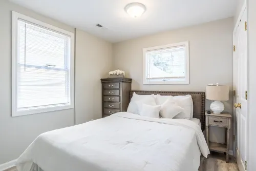 Beachfront cottage located in the heart of Fairfield Beach!!
