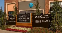 Private, Cozy, and Strategic entire 2 beds TH