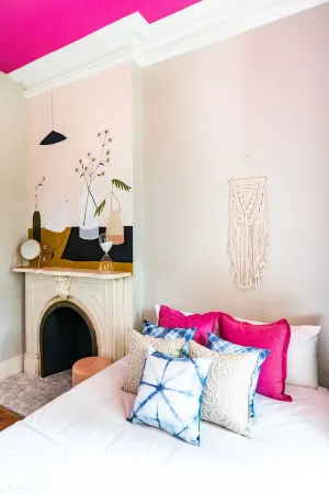 Grant - A Tranquil One Bedroom Steps from River