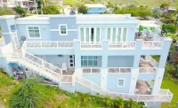 Sea Turtle Studio – Upscale Waterview Retreat, Stunning Sunrises & Full Kitchen!