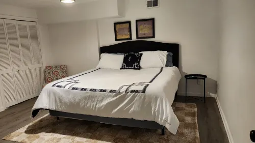 Private Urban Oasis: Basement Apartment Near Airport!