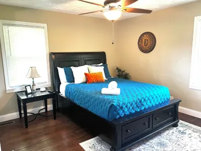 My Kentucky Home on the Bourbon Trail Hotels near Chuckleberry Farm & Winery