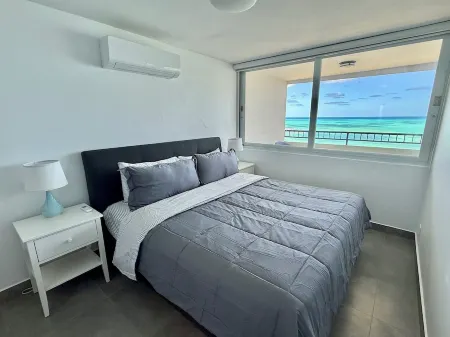 2 king beds en-suite bath big balcony High floor