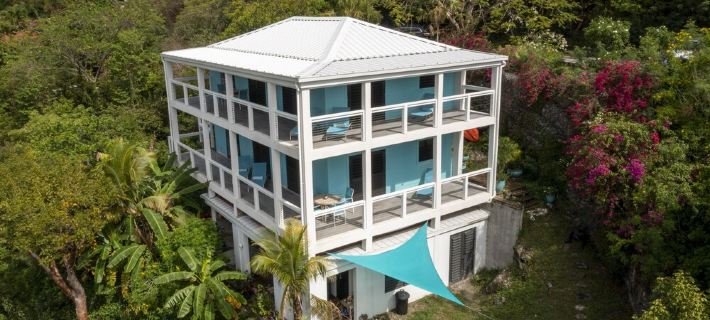 OWNERS' QUARTERS on the top of the house at AQUA VILLA ST. JOHN Hotels in Central