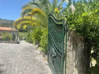 Farmhouse with pool and fireplace 20m from Spain!