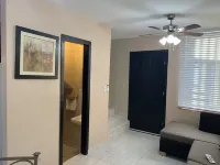 Casa de los Sueños only 10 to 15 minutes away from the beach or downtown