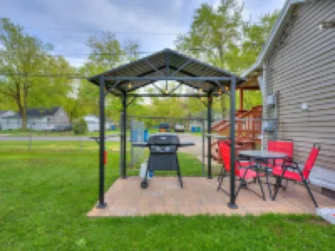 Laurna Dune Hotels in Gary