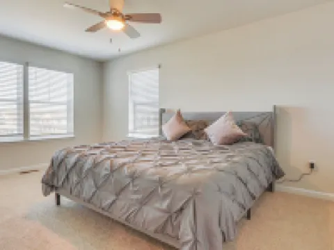 2 Mi to Dtwn Frederick: Updated Townhome Hotels in Frederick