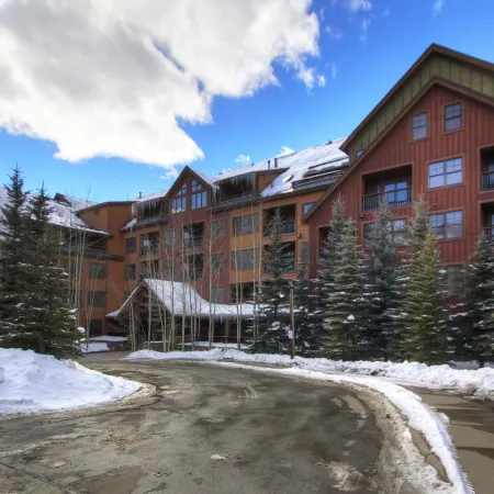 8824 the Springs 2 Bedroom Condo by RedAwning