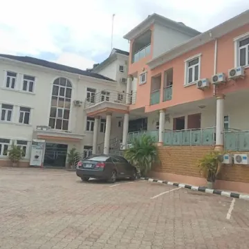 Keem Hotel & Suite