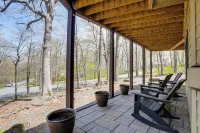 Stunning Wintergreen Resort Home: Ski & Golf! - balcony