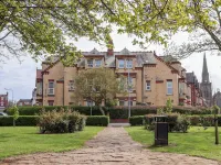 Trinity Lodge - Beach