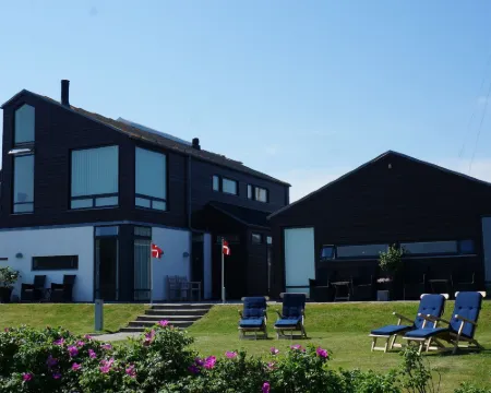Lunds Hotel Hotels in Bogense