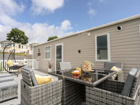 Moondunes - Pwllheli Отели в г. Лланаелхаерн