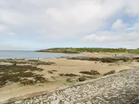 Melody Hotels in Amlwch